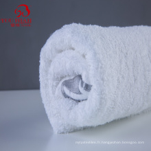 Bonne absorbant Hôtel 5 étoiles de haute qualité 100% coton blanc de serviettes super douces